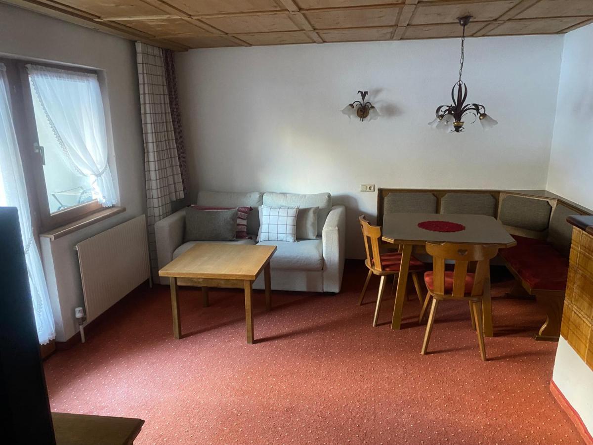 Haus Schnoeller Lägenhet Bach  Exteriör bild